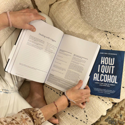 Playbook and HIQA book combo